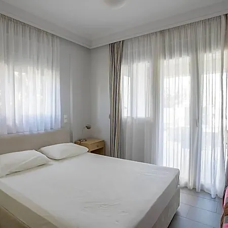 Hotel Lefkothea