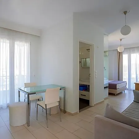 Lefkothea Hotel 3*