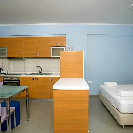 Hotel Lefkothea 3*