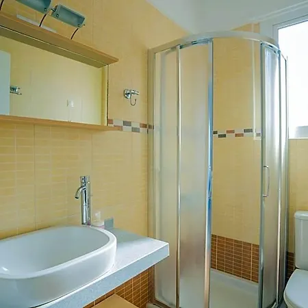Lefkothea 3* Lefkáda
