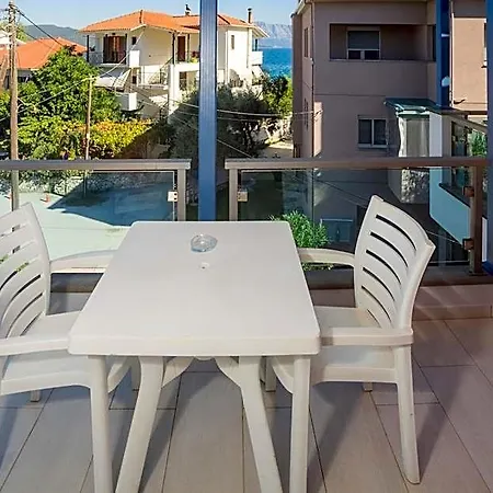 Lefkothea Hotel 3*