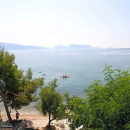Hotel Lefkothea